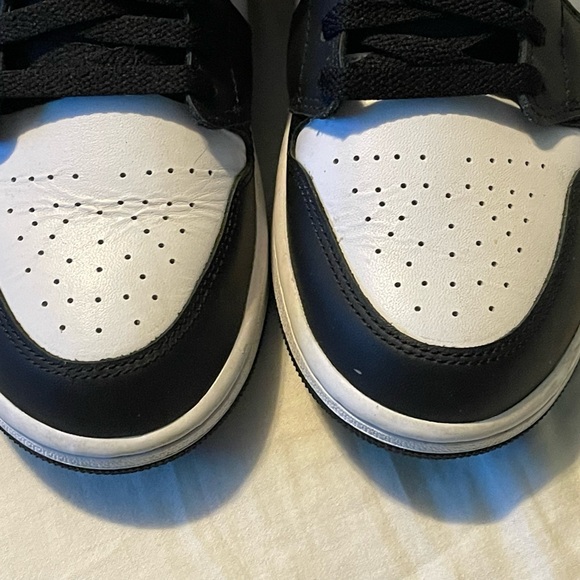 Nike Mens Air Jordan Sneakers - Black and Purple - Picture 2 of 5